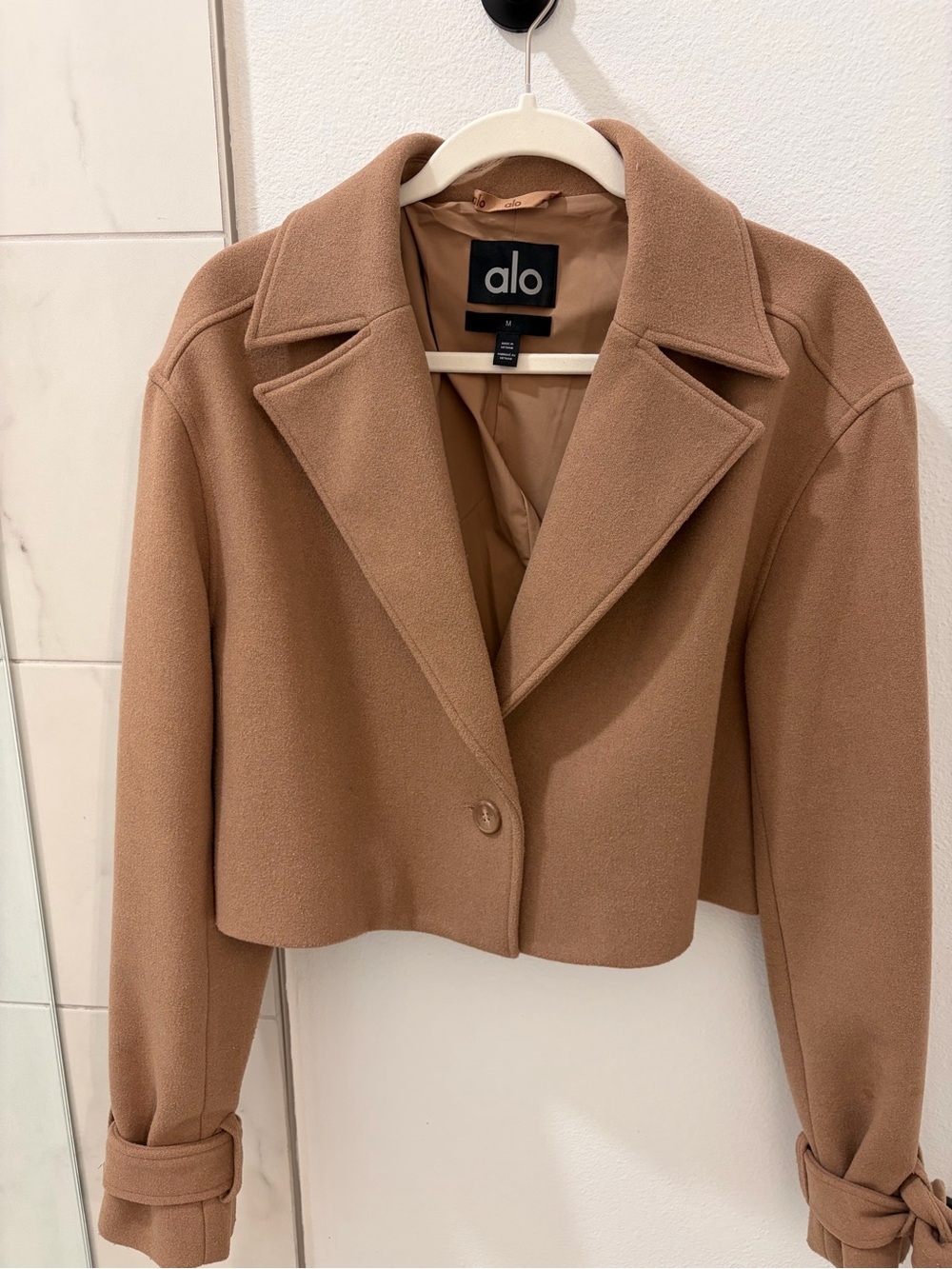 ALO Yoga Wool Cropped Metro Trench Toasted Almond Size M